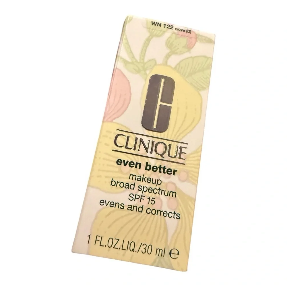 Clinique Even Better Makeup Liquid Foundation SPF 15 With Vitamin C Clove WN122